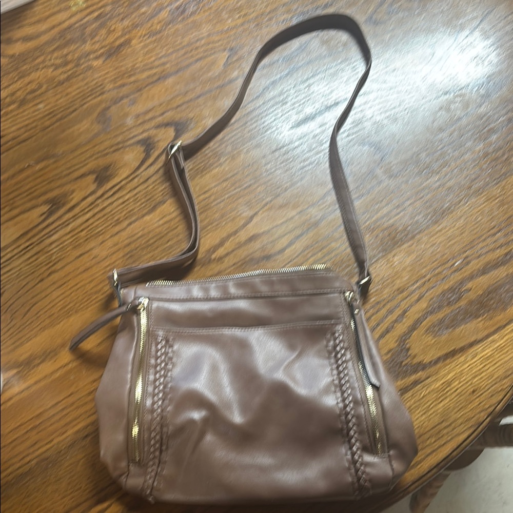 Elegant Brown Shoulder Bag